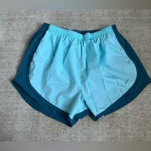 Nike women’s shorts blue two/toned